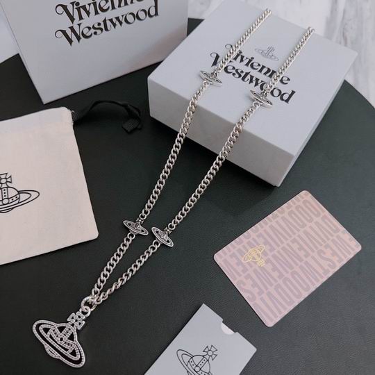 Vivienne Westwood necklace 11lyh33